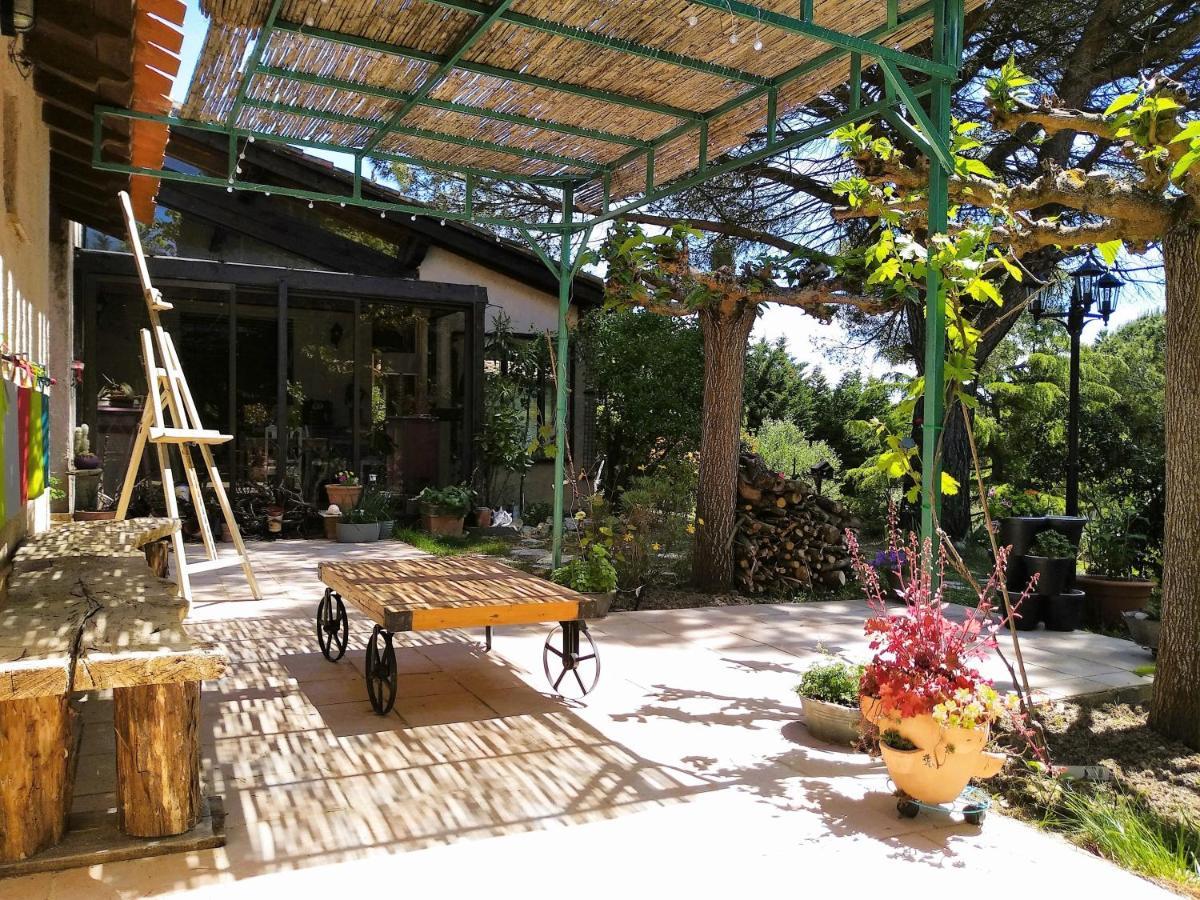 Chambre Independante Piscine, Parc, Cuisine... Brezilhac Ngoại thất bức ảnh
